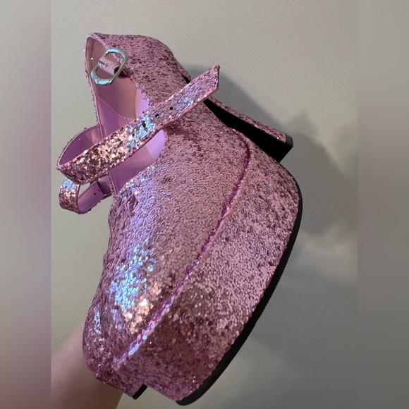 🧡Pink full sparkle Mary Jane high heels size 7🧡 - Picture 4 of 5
